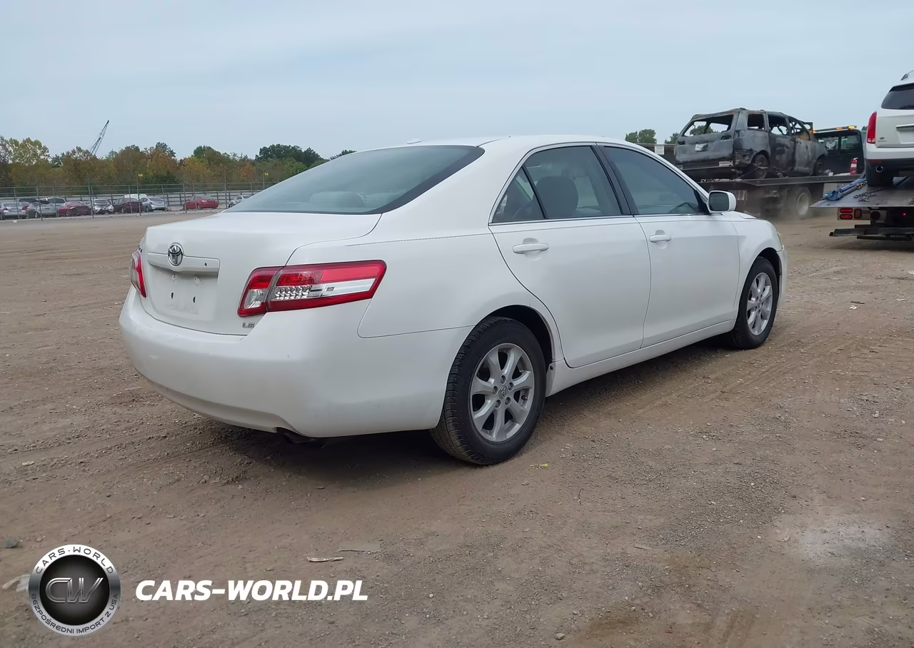 2011 Toyota Camry Le VIN:4T1BF3EK5BU770060 - 4