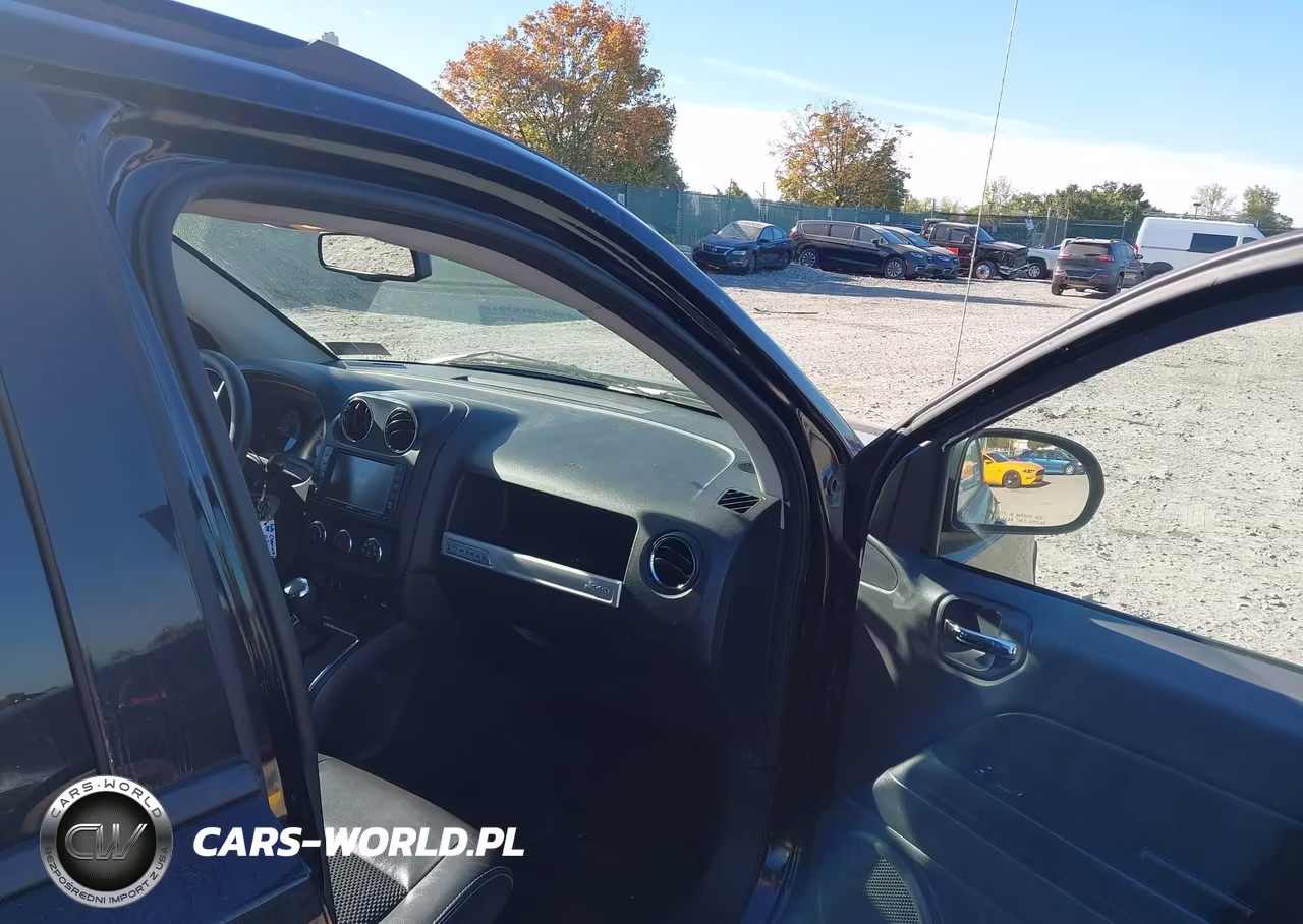 2015 Jeep Compass Altitude Edition VIN:1C4NJDBB2FD259292 - 5