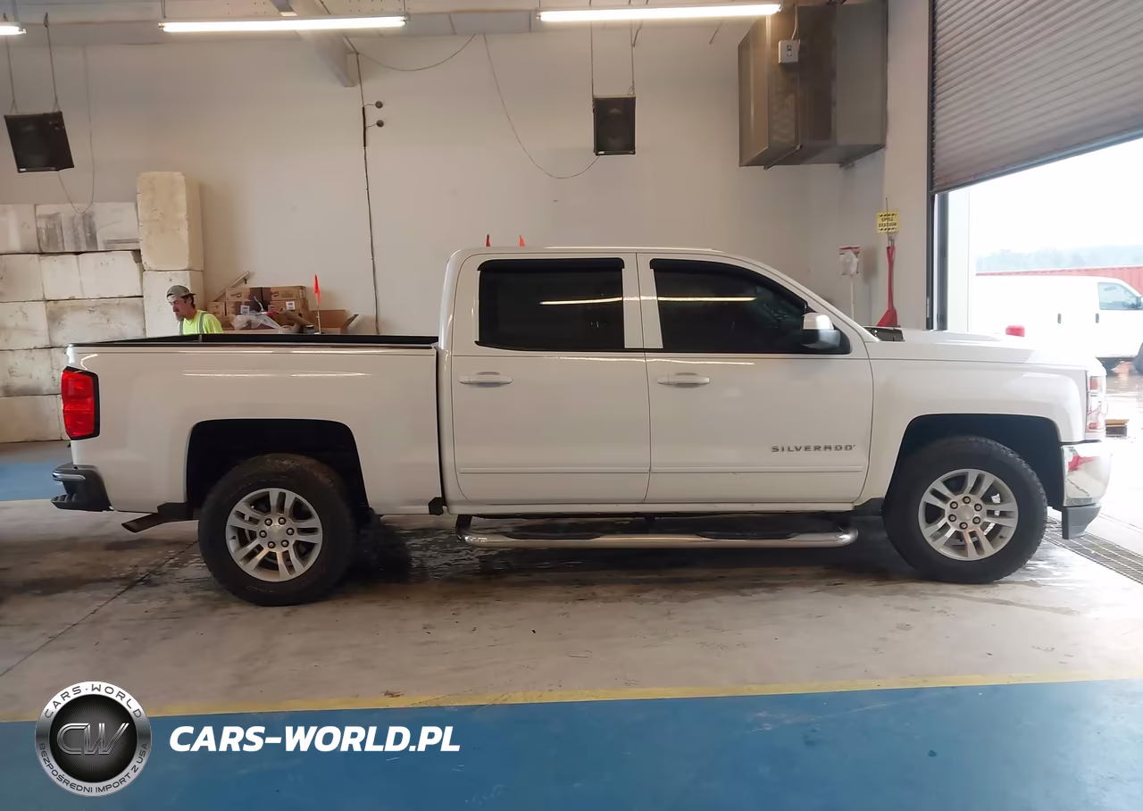2018 Chevrolet Silverado 1500 1Lt VIN:3GCPCREC6JG101179 - 13