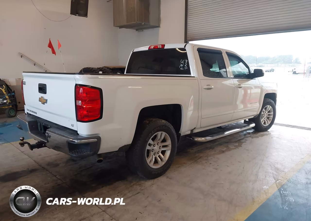 2018 Chevrolet Silverado 1500 1Lt VIN:3GCPCREC6JG101179 - 4