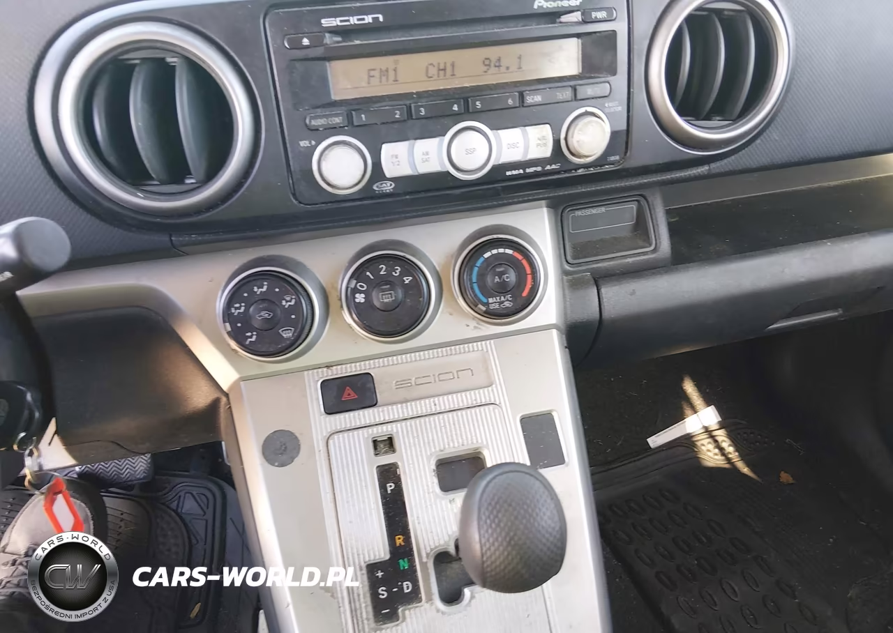 2008 Scion Xb VIN:JTLKE50E681028642 - 13