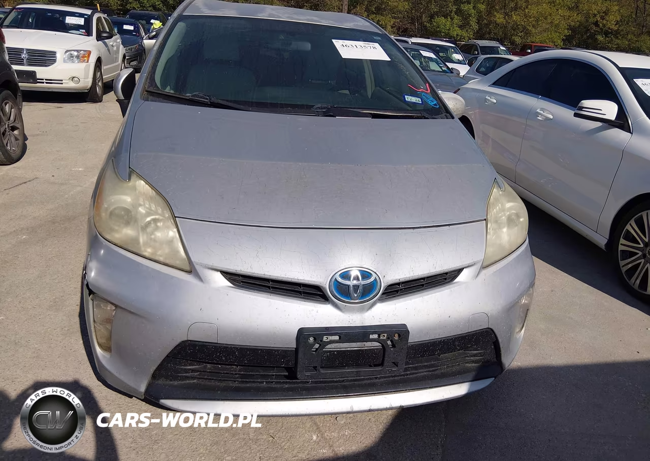 2013 Toyota Prius Two VIN:JTDKN3DU8D5581328 - 12