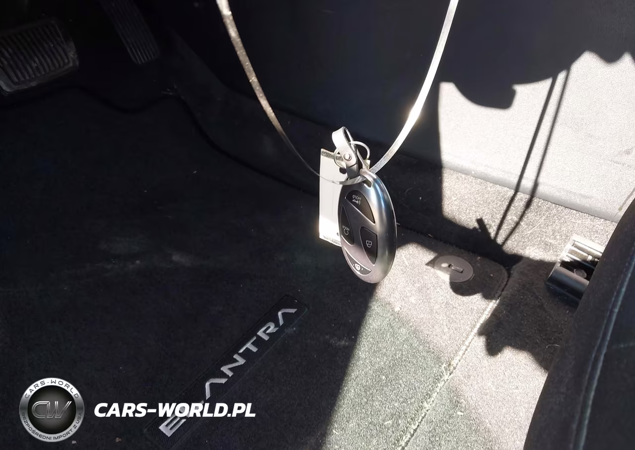 2025 Hyundai Elantra Sel Convenience VIN:KMHLS4DG5SU892050 - 11