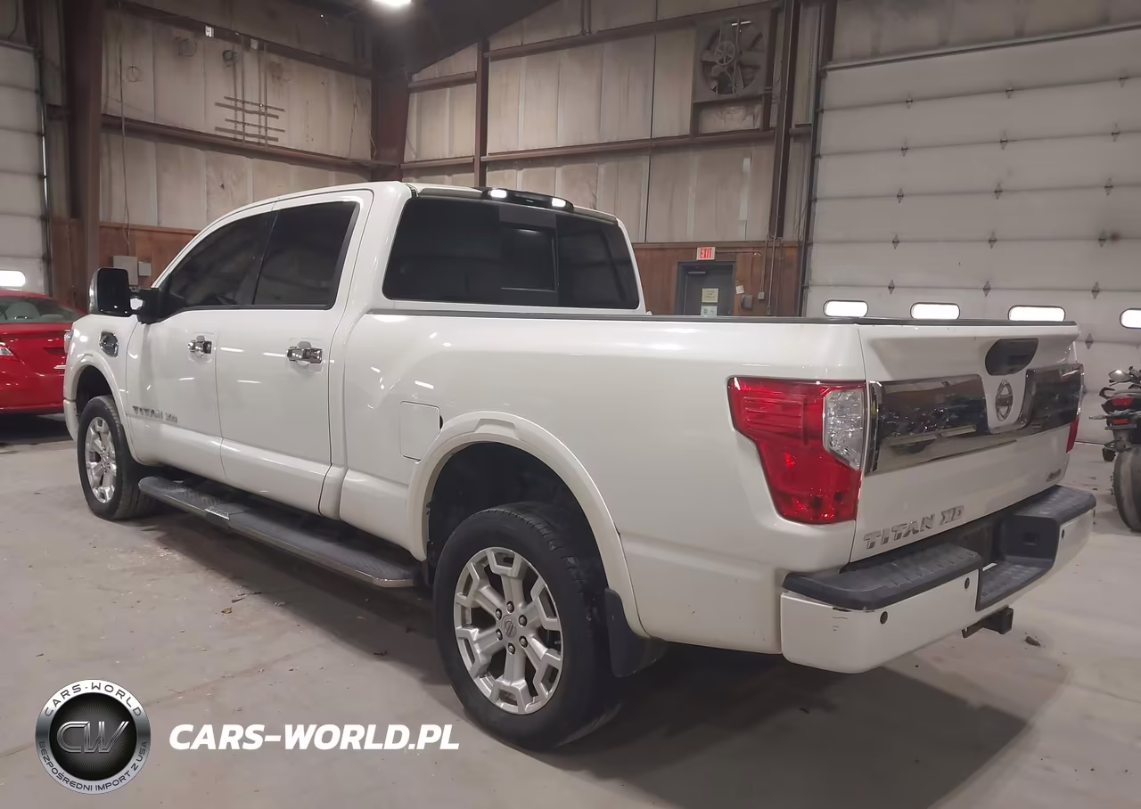 2016 Nissan Titan Xd Platinum Reserve Diesel VIN:1N6BA1F40GN514785 - 3