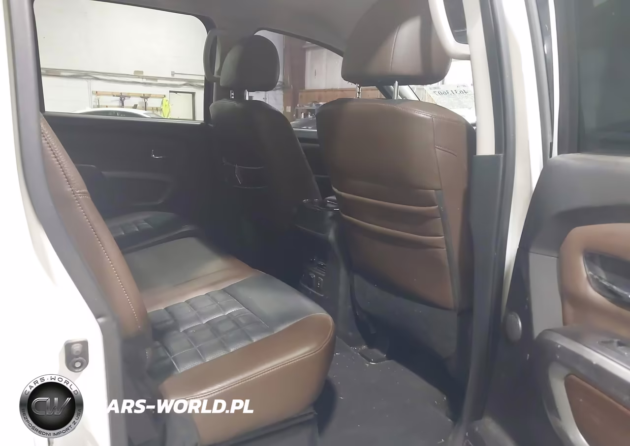 2016 Nissan Titan Xd Platinum Reserve Diesel VIN:1N6BA1F40GN514785 - 8