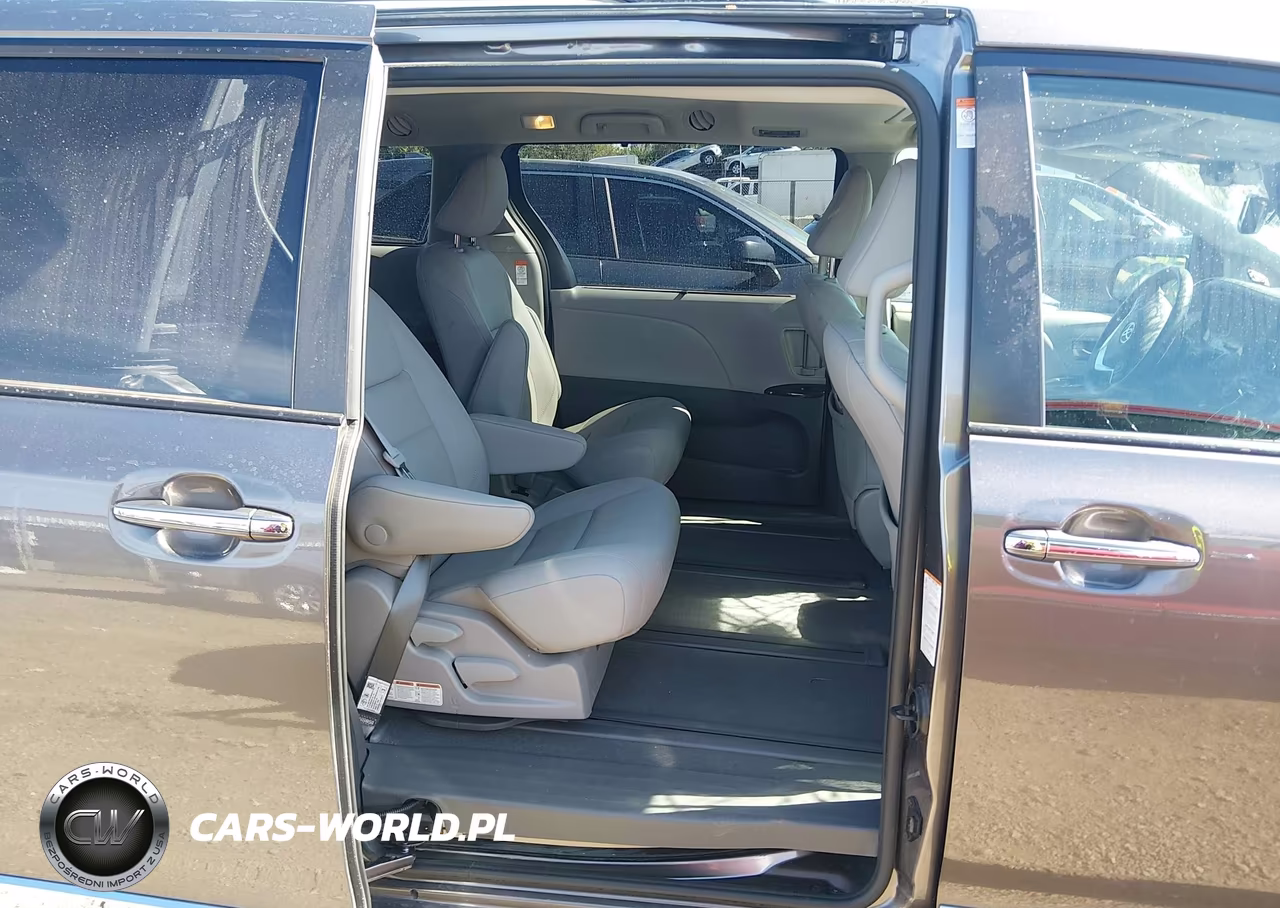 2020 Toyota Sienna Xle VIN:5TDDZ3DC5LS250784 - 8