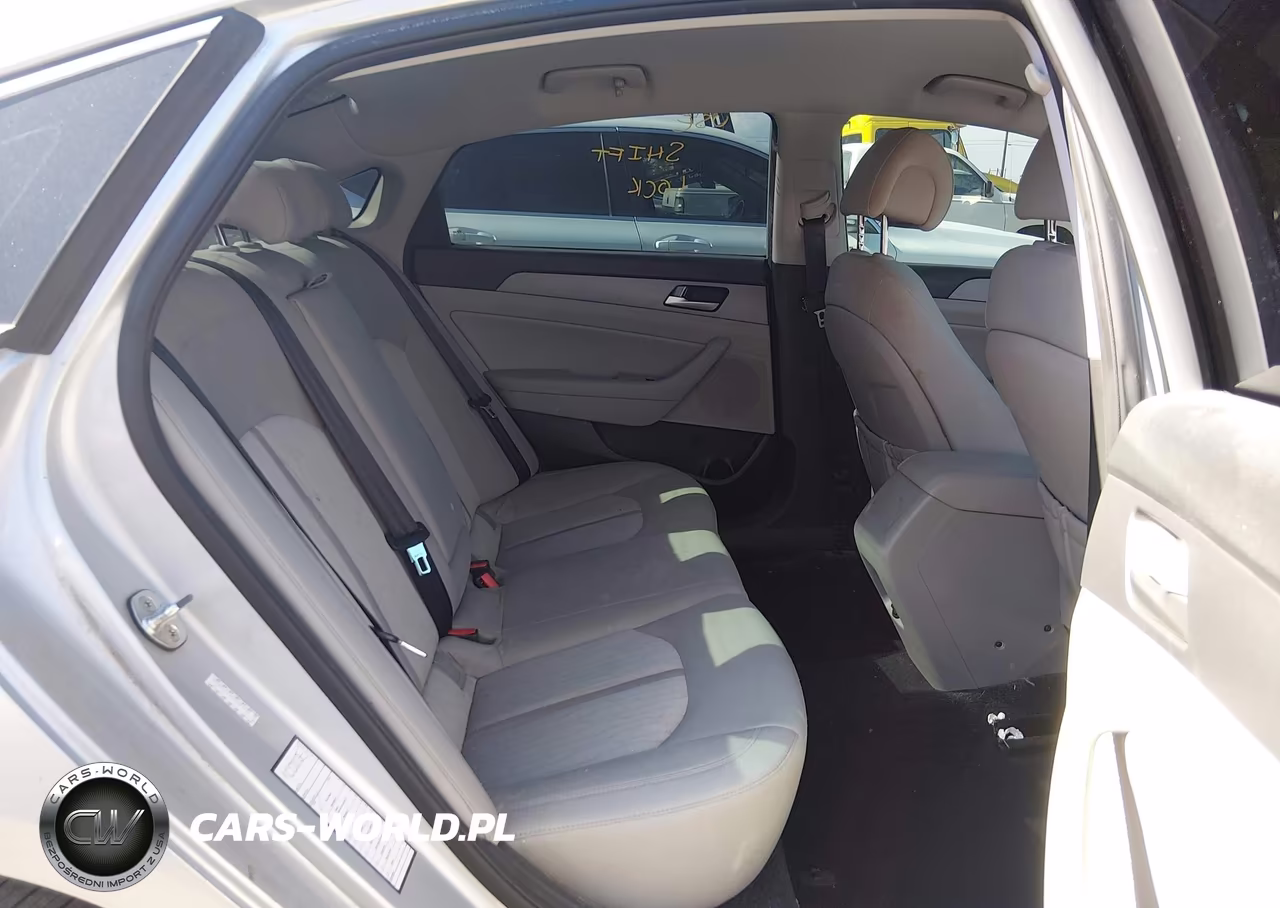 2017 Hyundai Sonata Hybrid Se VIN:KMHE24L38HA063040 - 8
