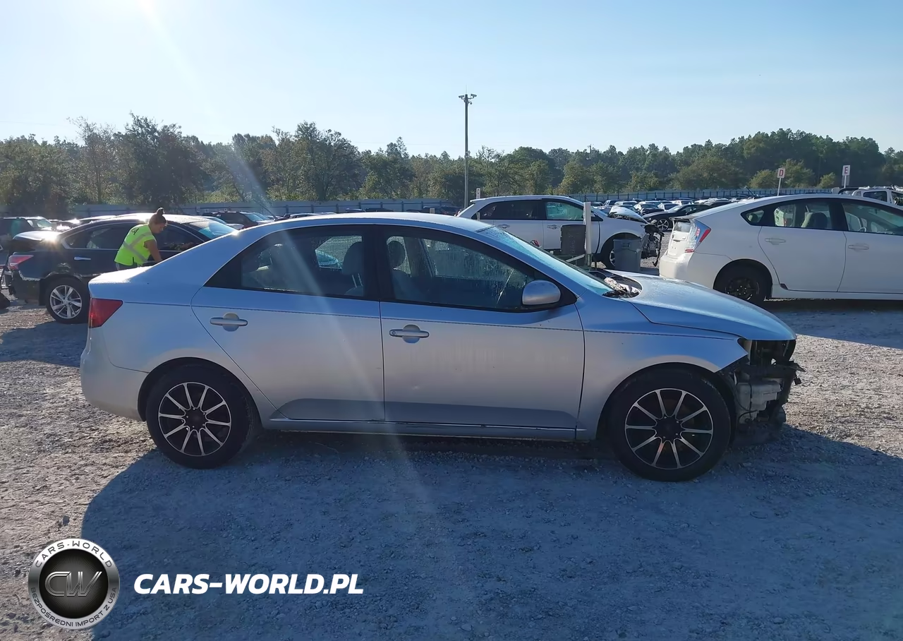 2012 Kia Forte Lx VIN:KNAFT4A29C5467382 - 13
