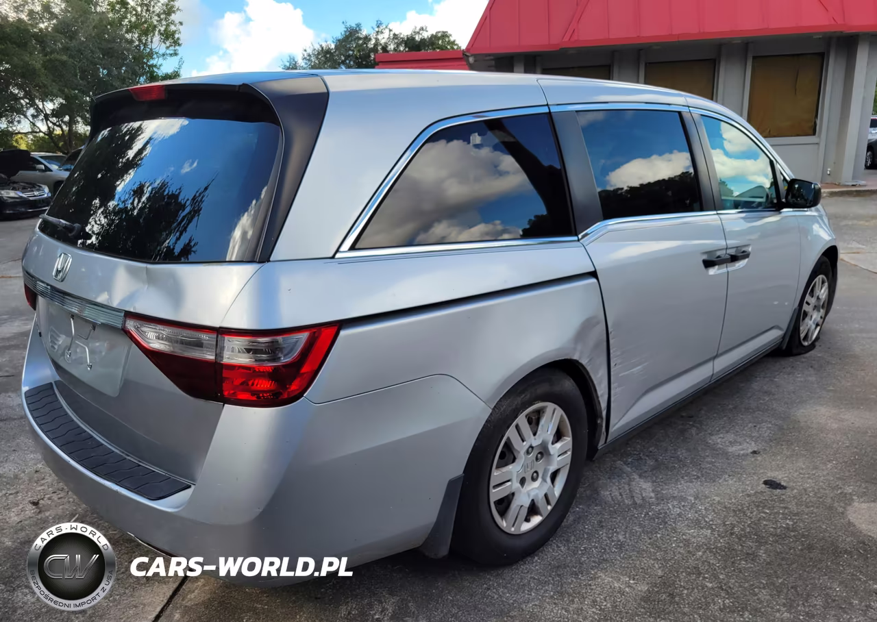 2012 Honda Odyssey Lx VIN:5FNRL5H22CB007877 - 4