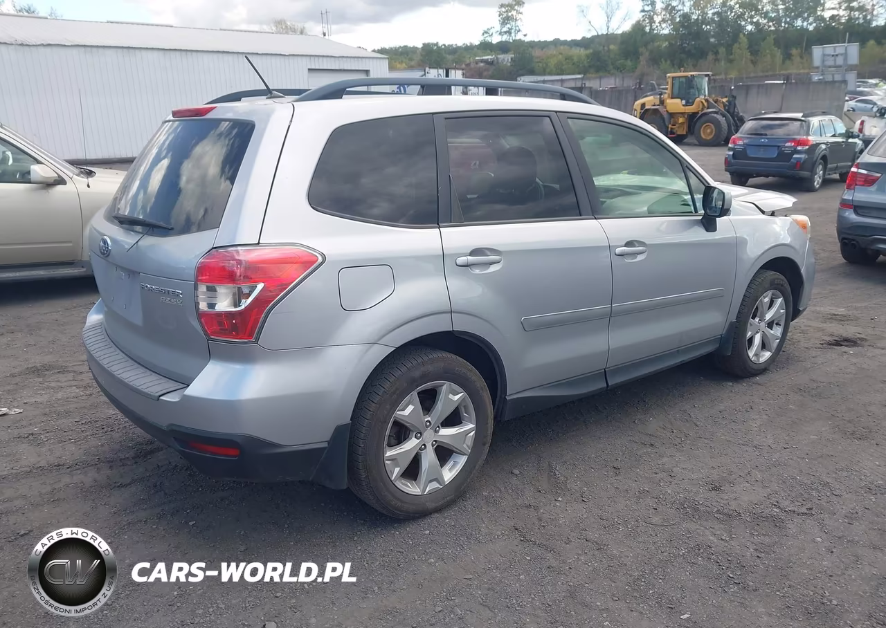 2015 Subaru Forester 2.5I Premium VIN:JF2SJADC1FH554983 - 4