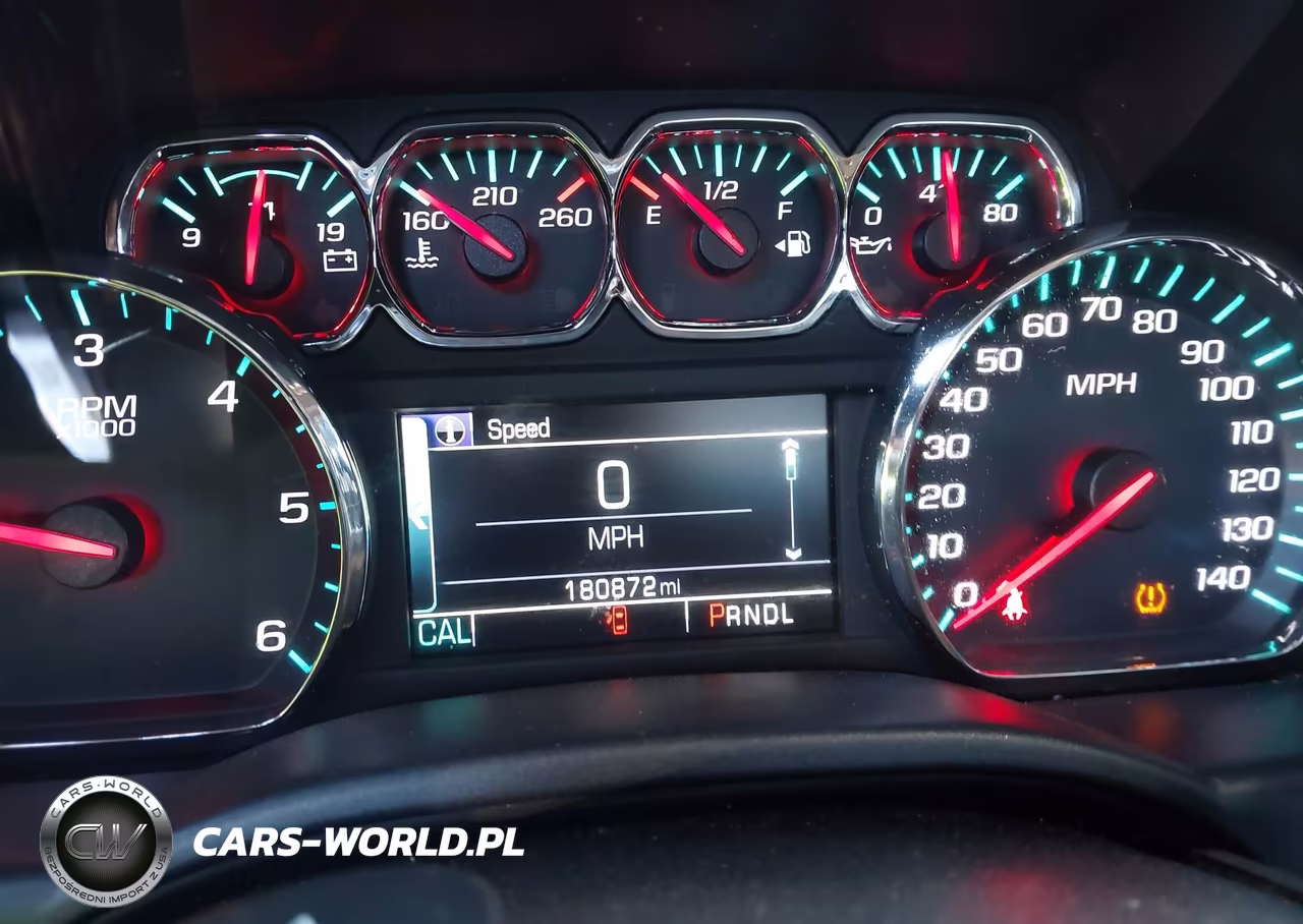 2018 Chevrolet Silverado 1500 1Lt VIN:1GCRCREC0JZ141010 - 15