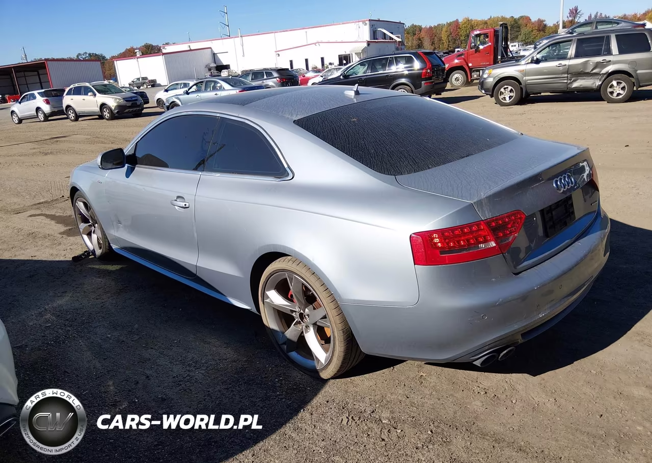 2011 Audi A5 Prestige VIN:WAUWFAFR2BA074938 - 3