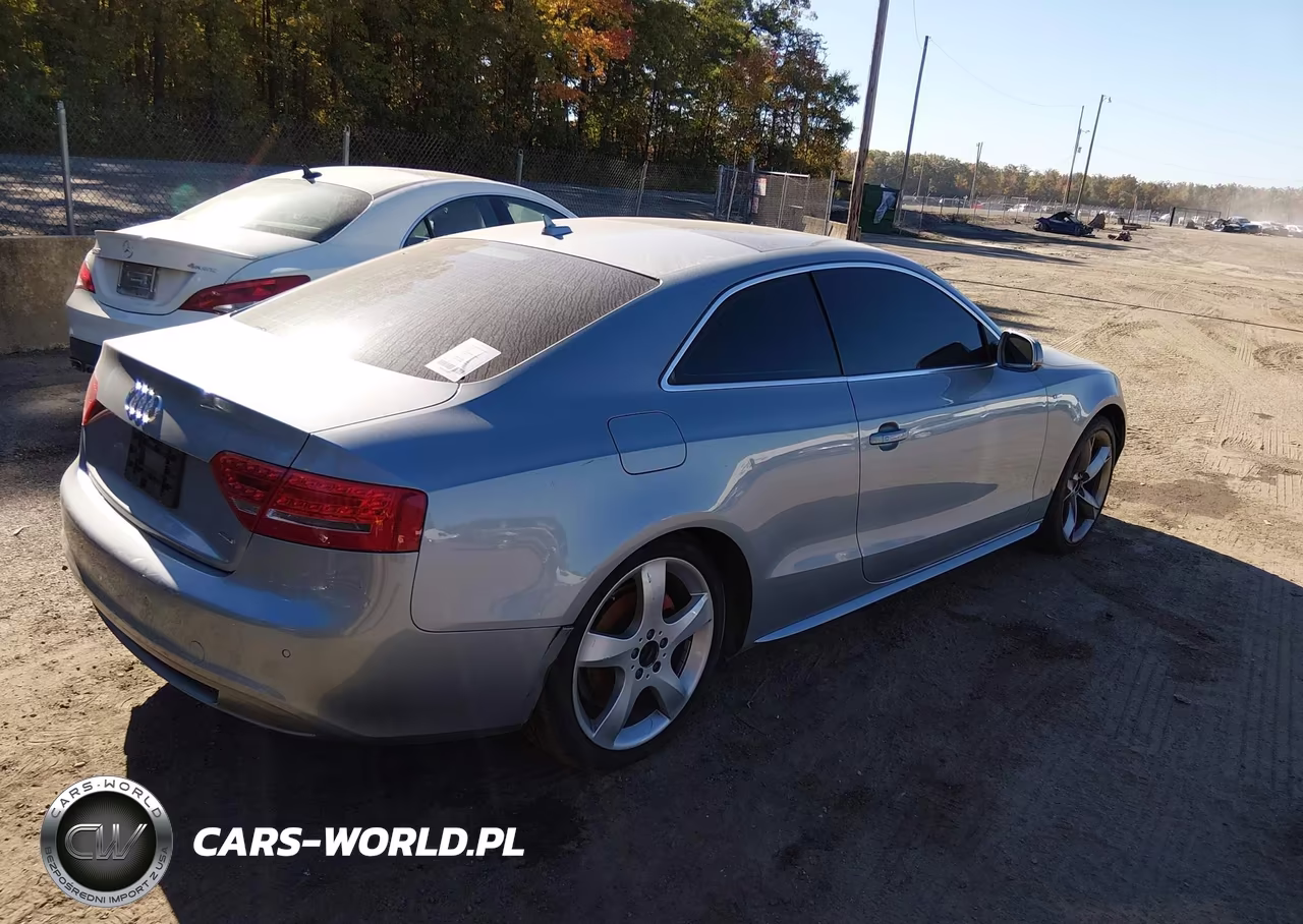 2011 Audi A5 Prestige VIN:WAUWFAFR2BA074938 - 4