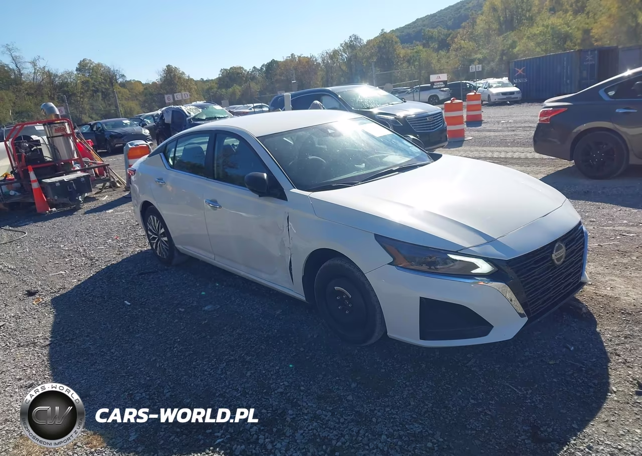 2025 Nissan Altima Sv Fwd