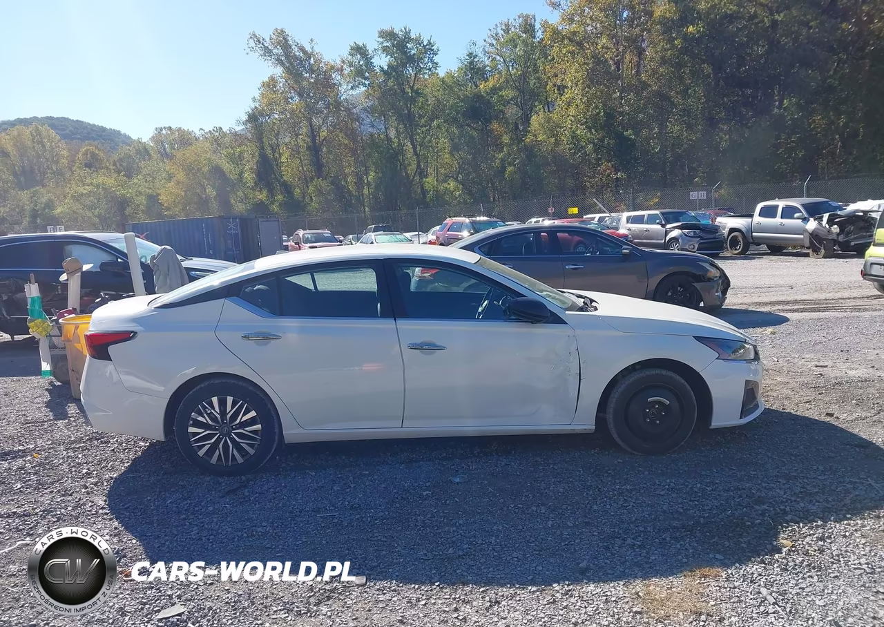 2025 Nissan Altima Sv Fwd VIN:1N4BL4DV1SN375209 - 13