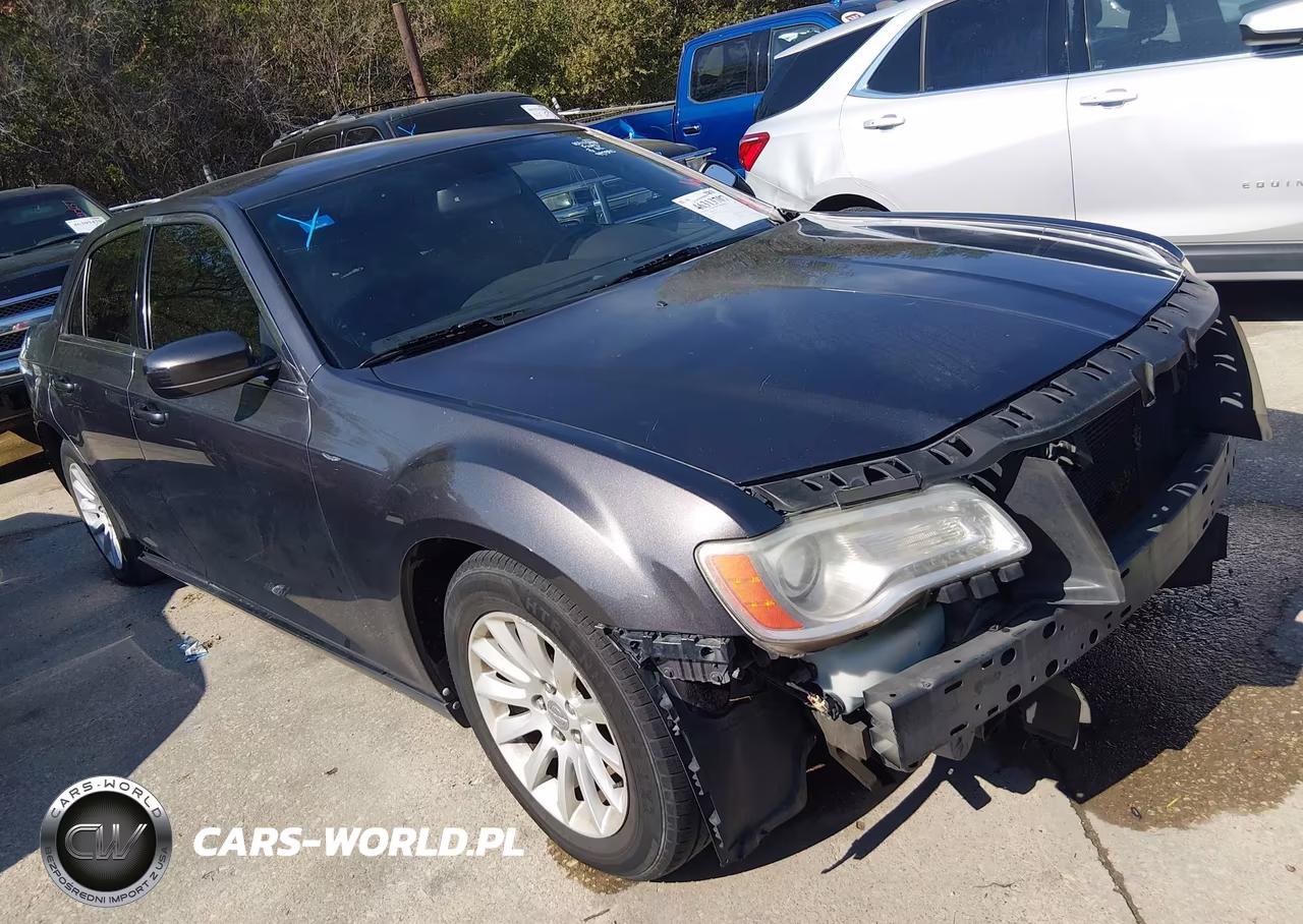 2014 Chrysler 300 VIN:2C3CCAAG5EH157410 - 1