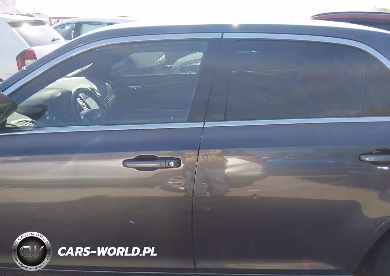2014 Chrysler 300 VIN:2C3CCAAG5EH157410 - 15