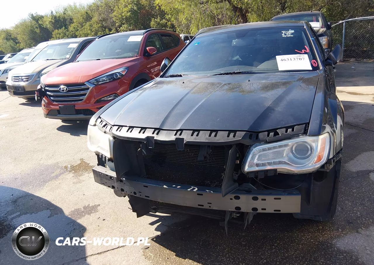2014 Chrysler 300 VIN:2C3CCAAG5EH157410 - 6