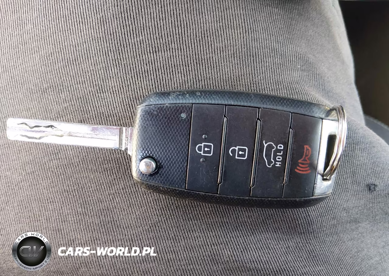2017 Kia Soul + VIN:KNDJP3A52H7877832 - 11