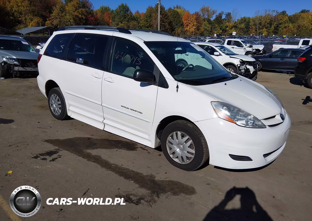 2008 Toyota Sienna Le