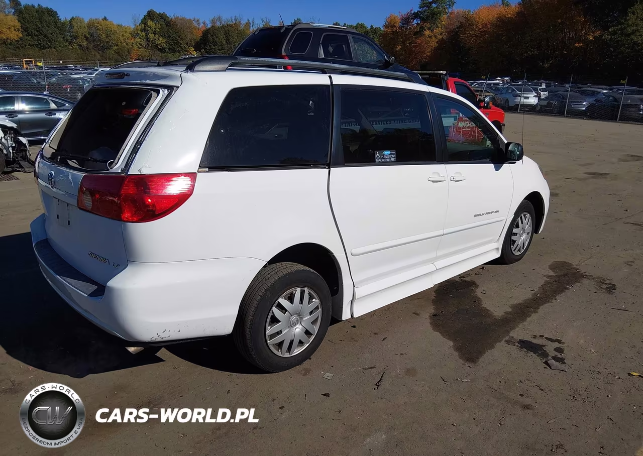 2008 Toyota Sienna Le VIN:5TDZK23C68S186333 - 4