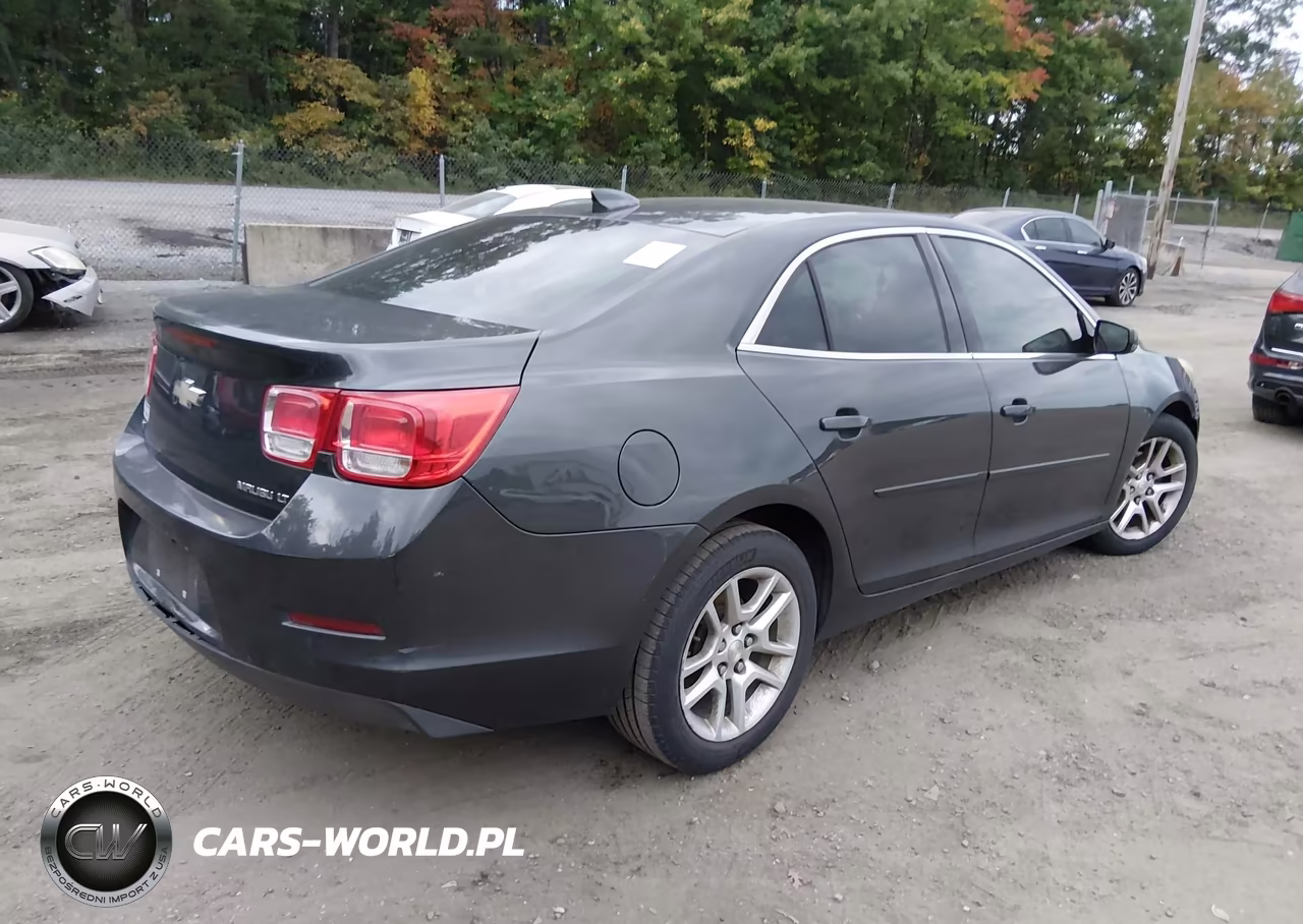 2015 Chevrolet Malibu 1Lt VIN:1G11C5SL5FF330408 - 4
