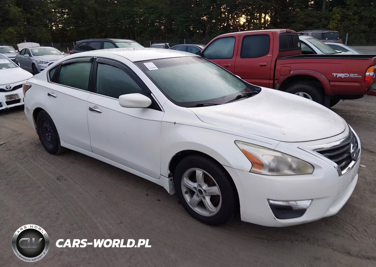 2014 Nissan Altima 2.5 S – zdjęcie 1 z 10