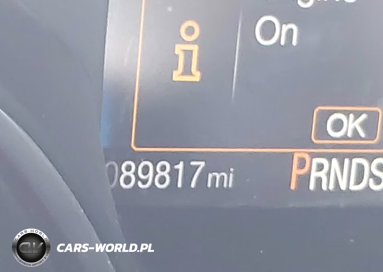 2018 Ford Focus Titanium VIN:1FADP3N26JL314024 - 15