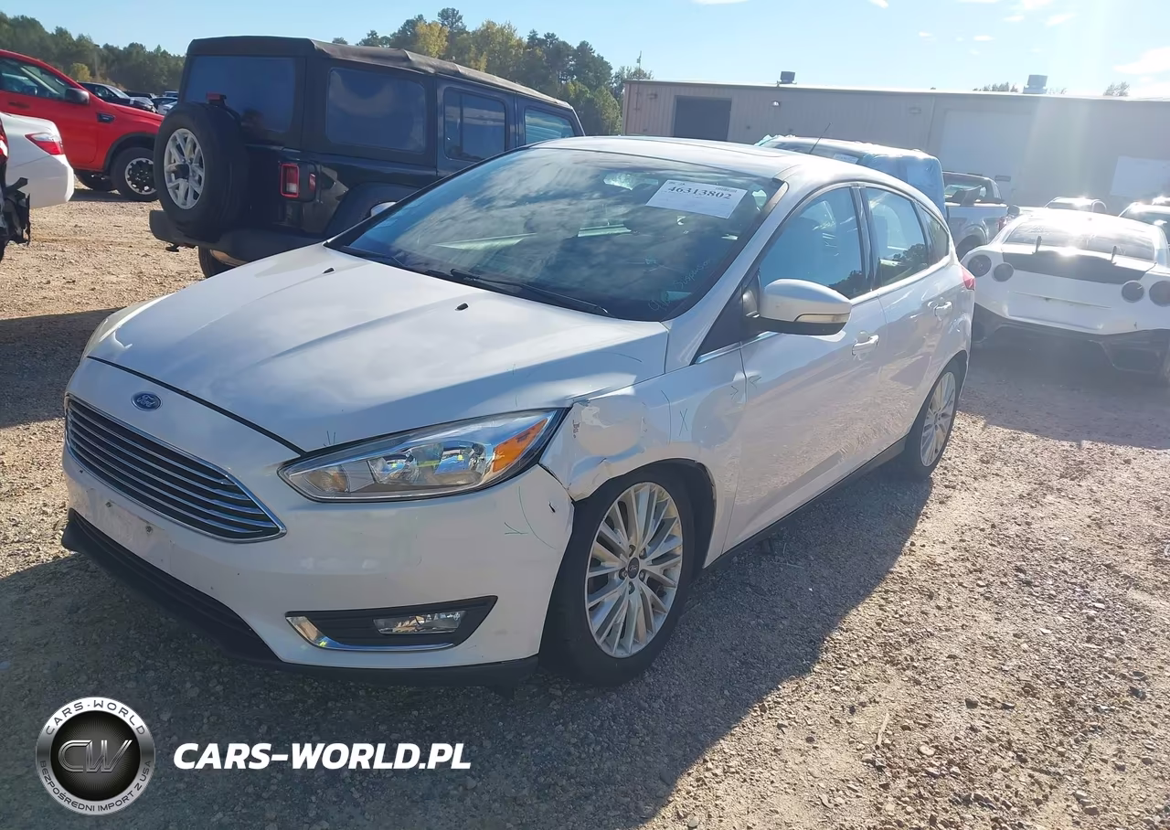 2018 Ford Focus Titanium VIN:1FADP3N26JL314024 - 2