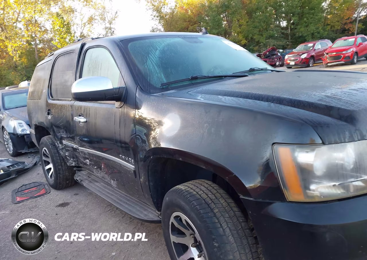2013 Chevrolet Tahoe Ltz VIN:1GNSKCE02DR342930 - 13