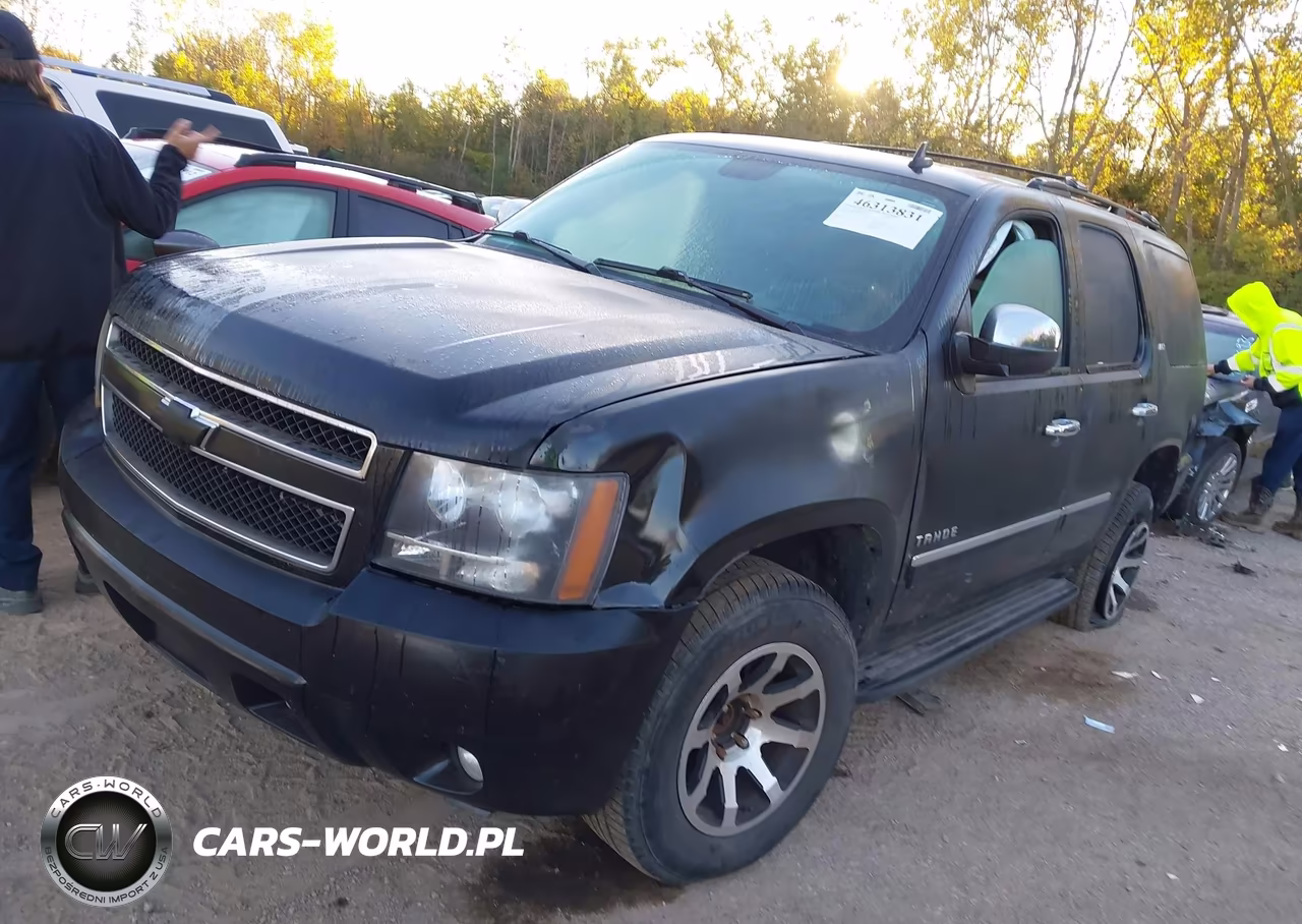 2013 Chevrolet Tahoe Ltz VIN:1GNSKCE02DR342930 - 2