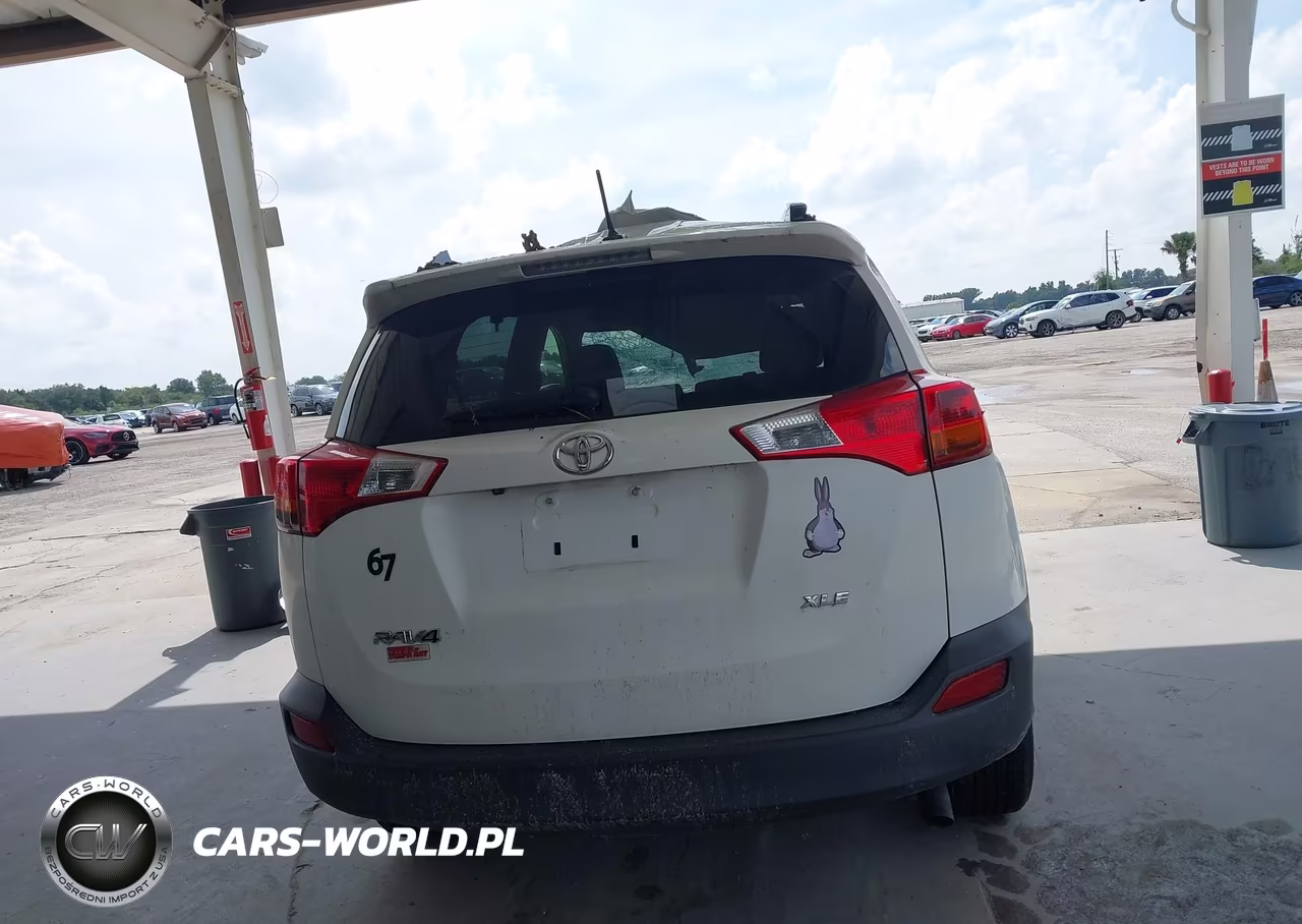 2015 Toyota Rav4 Xle VIN:JTMWFREV5FD059225 - 16