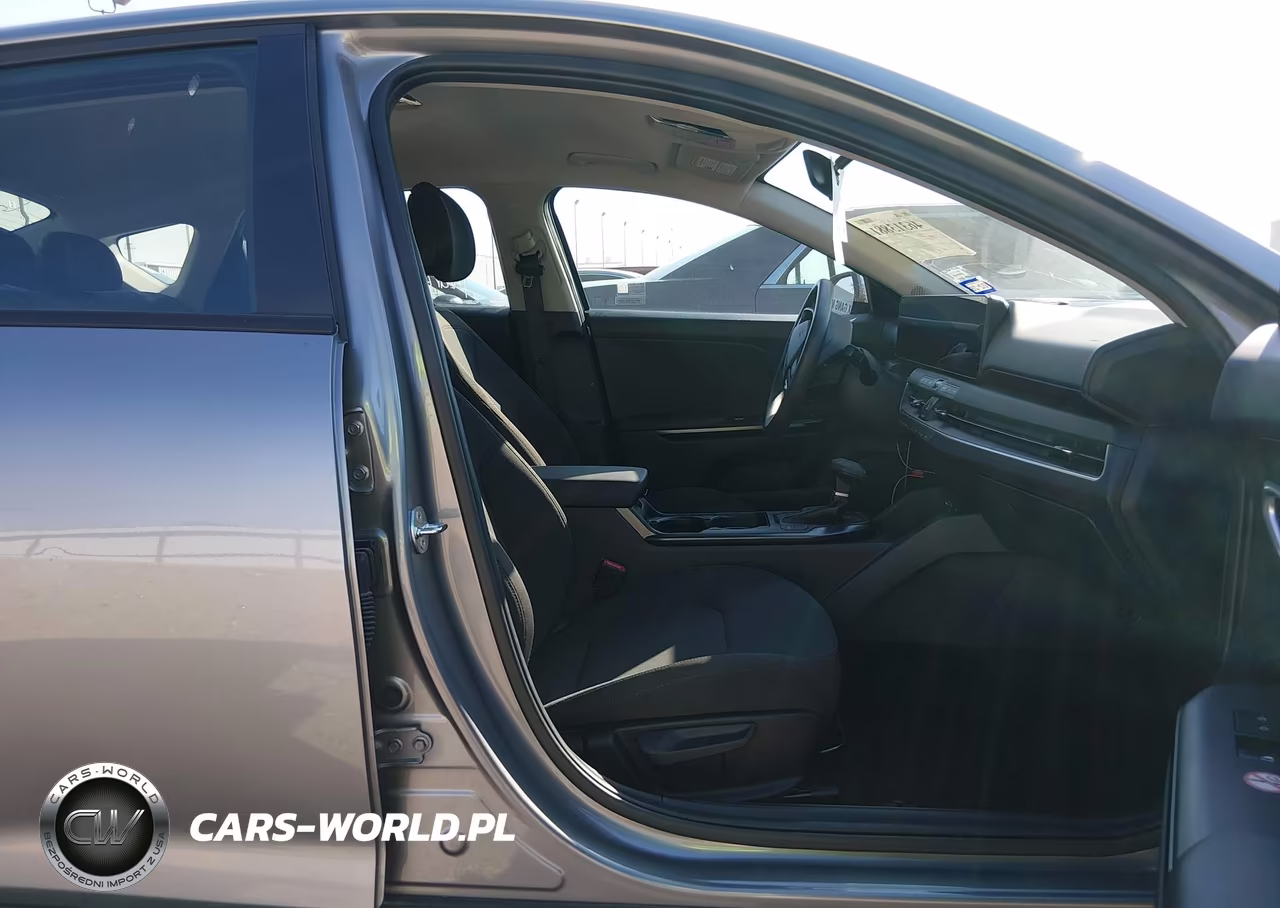 2026 Kia K4 Lxs VIN:3KPFT4DE7TE298055 - 5
