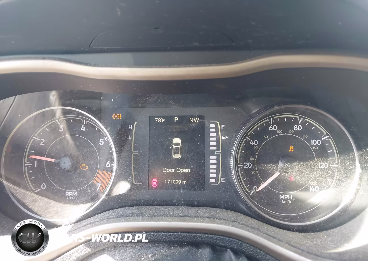 2014 Jeep Cherokee Sport VIN:1C4PJLAB1EW258397 - 7