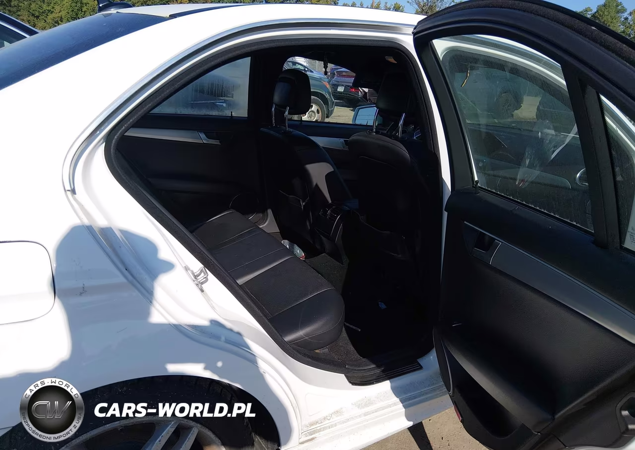 2013 Mercedes-Benz C 250 Sport VIN:WDDGF4HB4DR299915 - 8