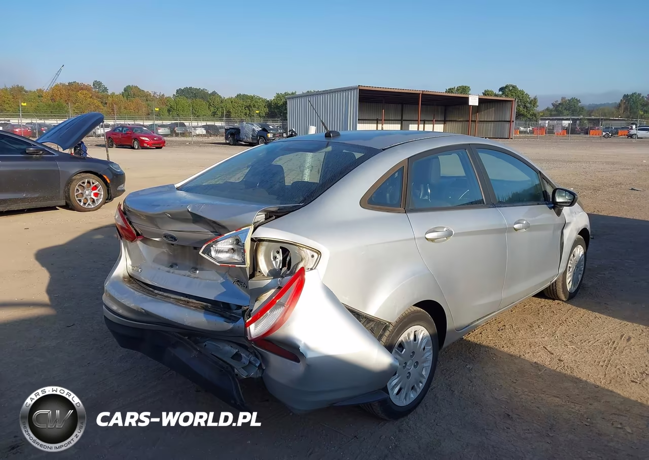 2016 Ford Fiesta S VIN:3FADP4AJ7GM164760 - 4