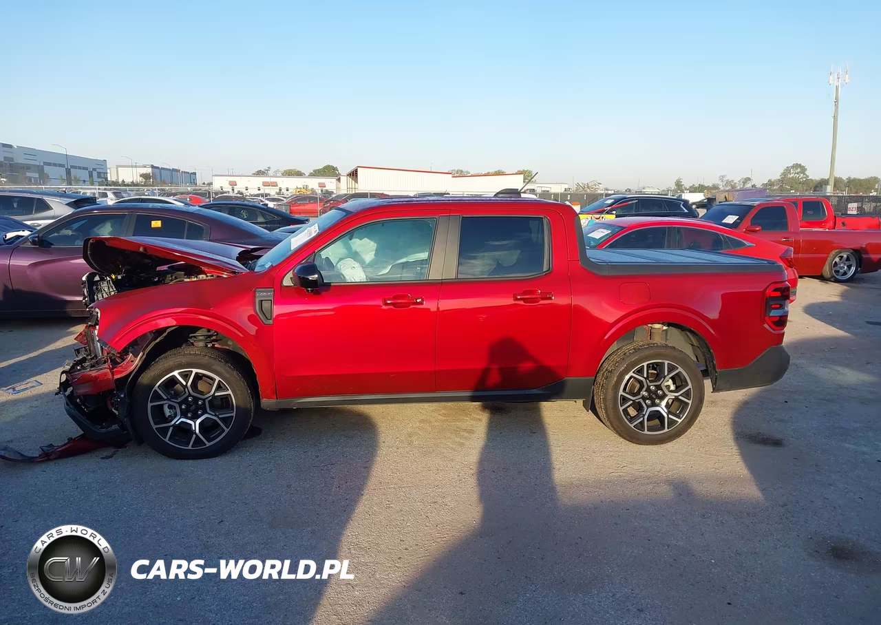 2025 Ford Maverick Lariat VIN:3FTTW8S36SRA27336 - 14