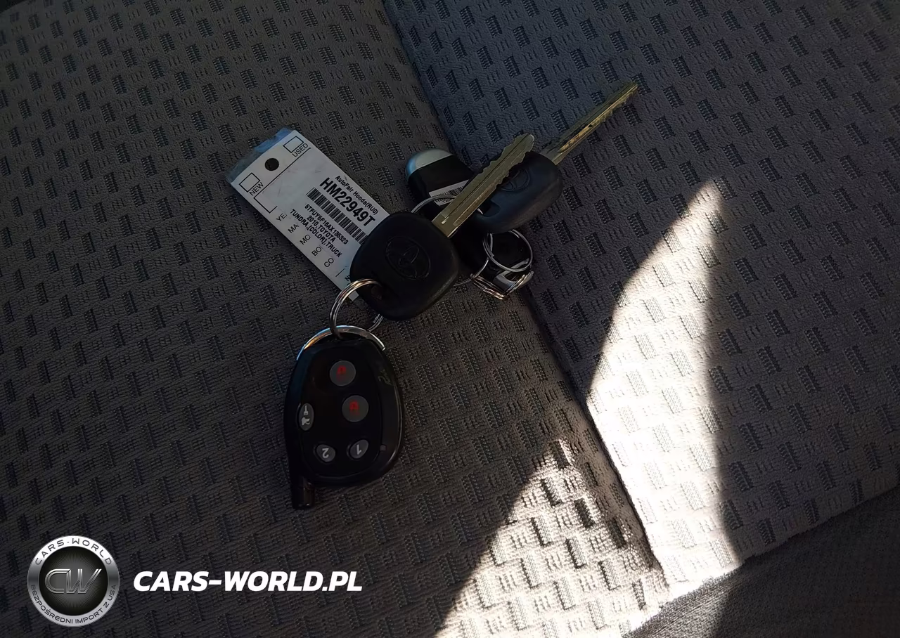2010 Toyota Tundra Grade 5.7L V8 VIN:5TFUY5F16AX135323 - 11