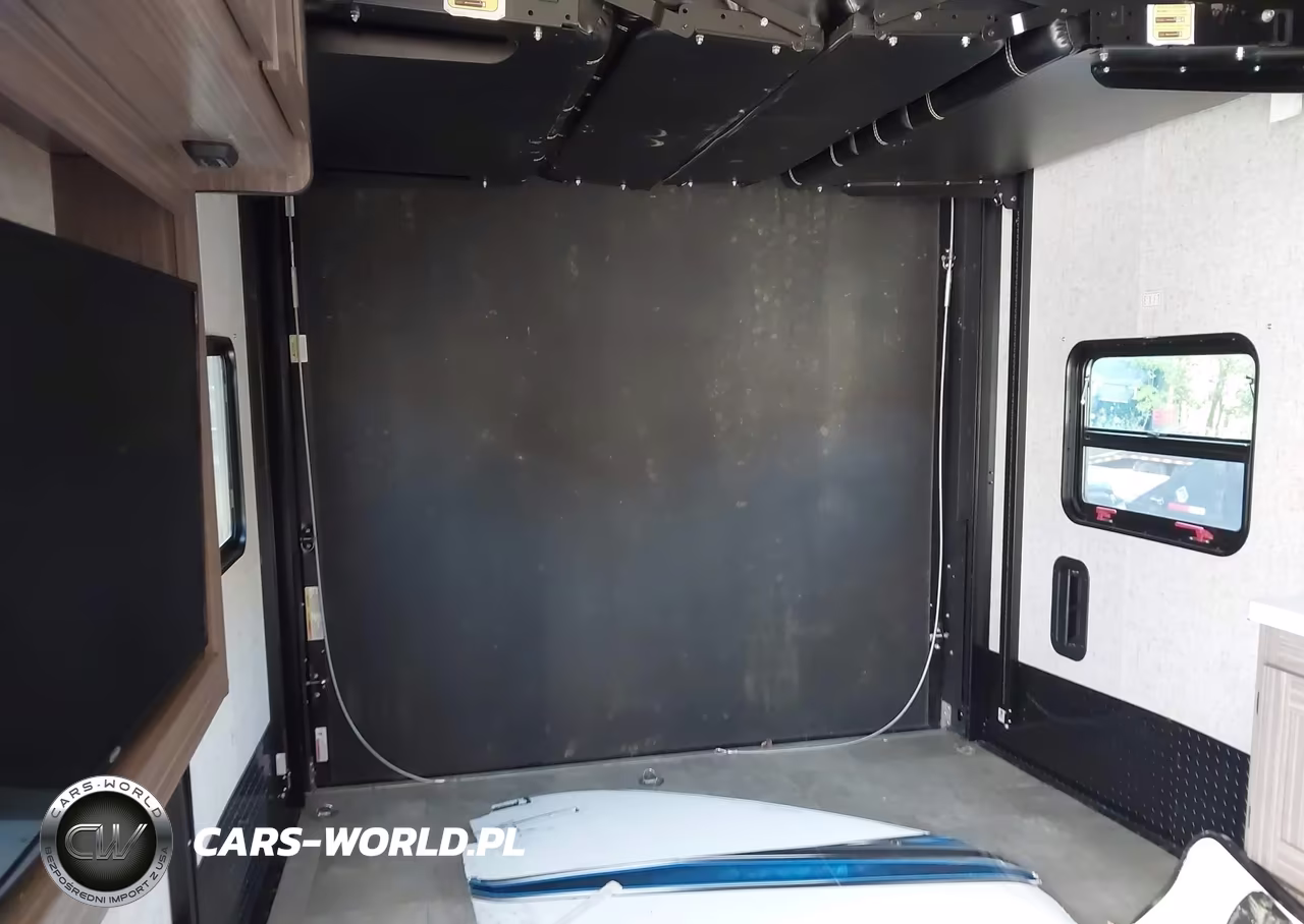 2019 Coachmen Adrenaline VIN:5ZT2ANHB5K7019094 - 8