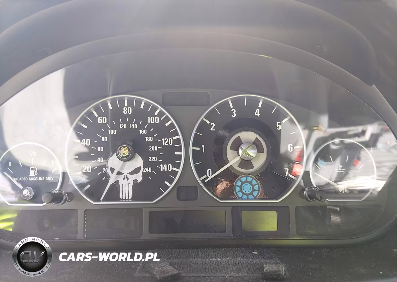 2002 BMW 330Xi VIN:WBAEW53422PG16034 - 7