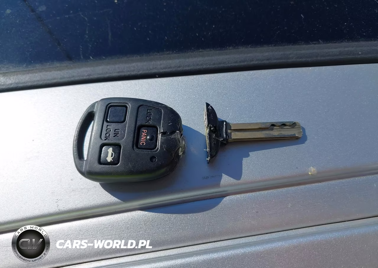 2005 Lexus Es 330 VIN:JTHBA30G255066899 - 11
