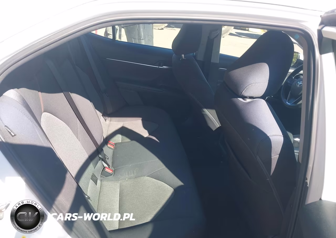 2019 Toyota Camry Le VIN:4T1B11HK7KU759415 - 8
