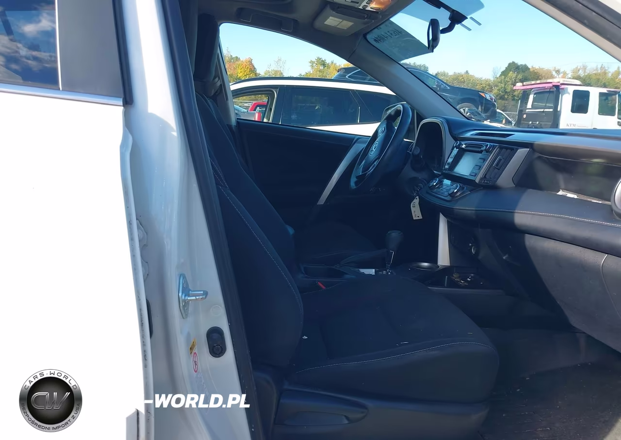 2015 Toyota Rav4 Xle VIN:JTMRFREV3FJ028988 - 5