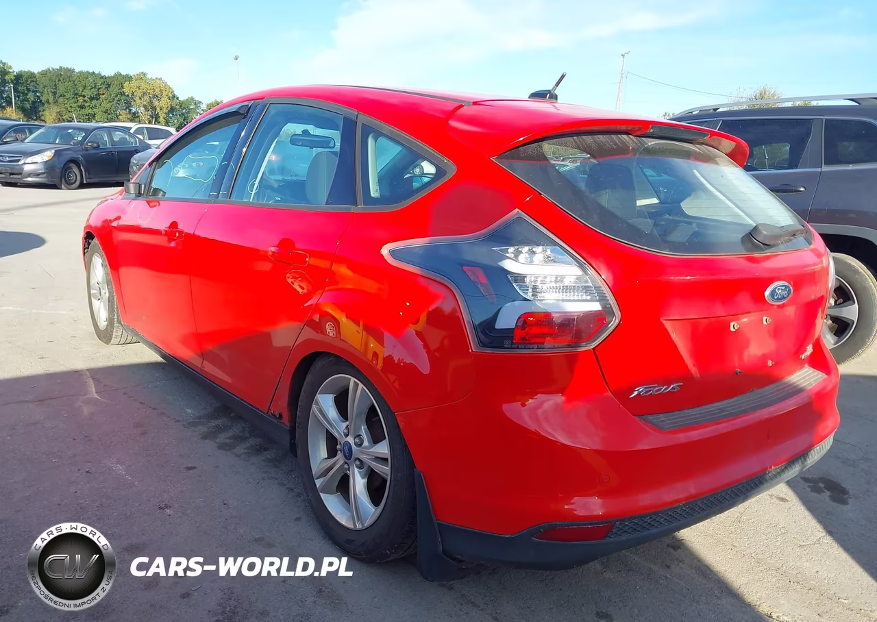 2014 Ford Focus Se VIN:1FADP3K26EL136481 - 3