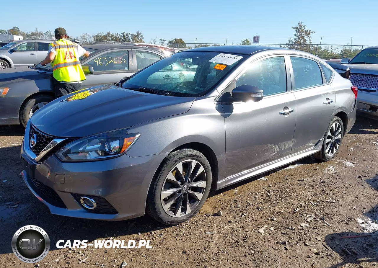 2017 Nissan Sentra Sr Turbo VIN:3N1CB7AP2HY230428 - 2