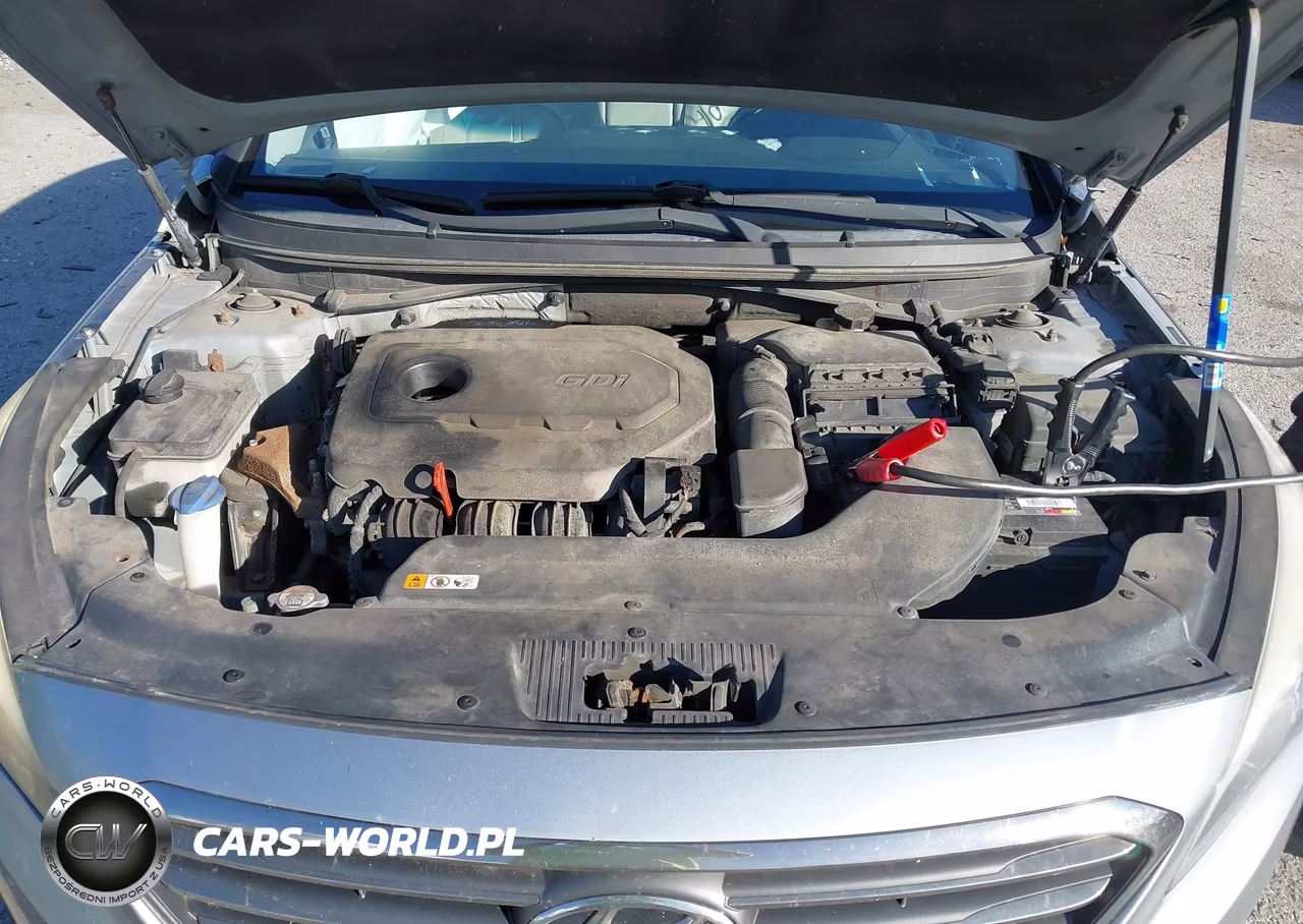 2015 Hyundai Sonata Limited VIN:5NPE34AF4FH018701 - 10