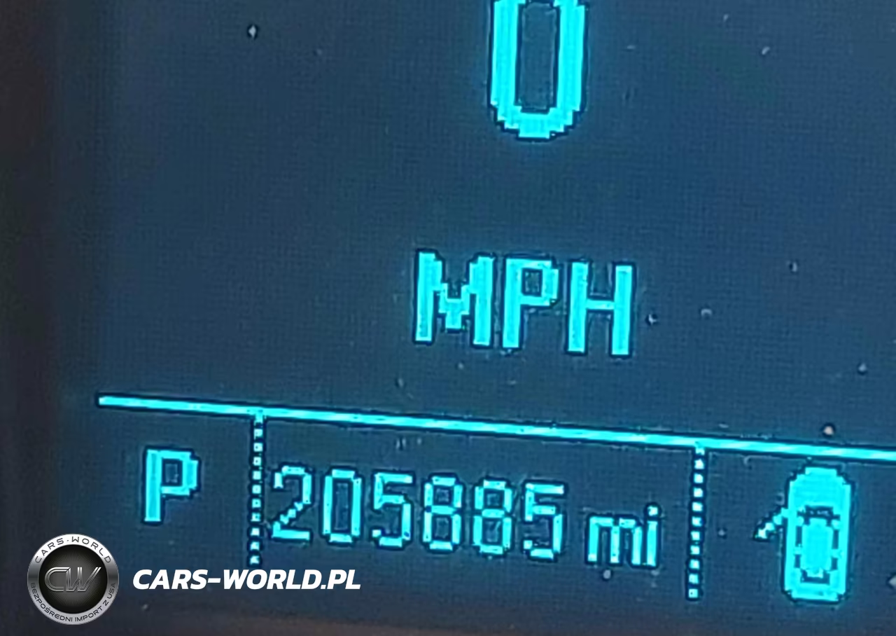 2017 Chevrolet Equinox Premier VIN:2GNALDEKXH6285748 - 16
