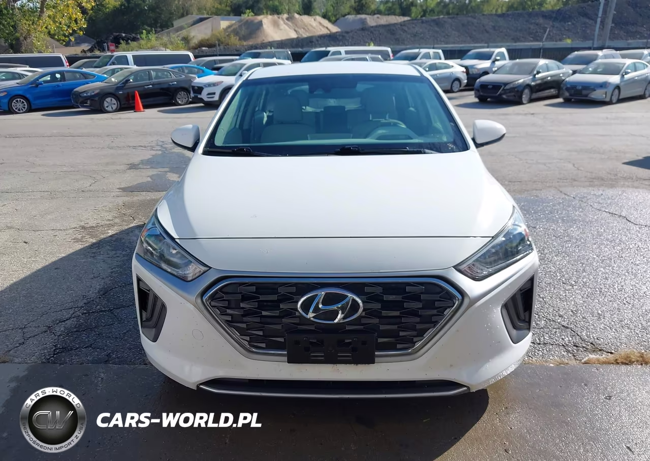 2020 Hyundai Ioniq Hybrid Blue VIN:KMHC65LC2LU233353 - 17