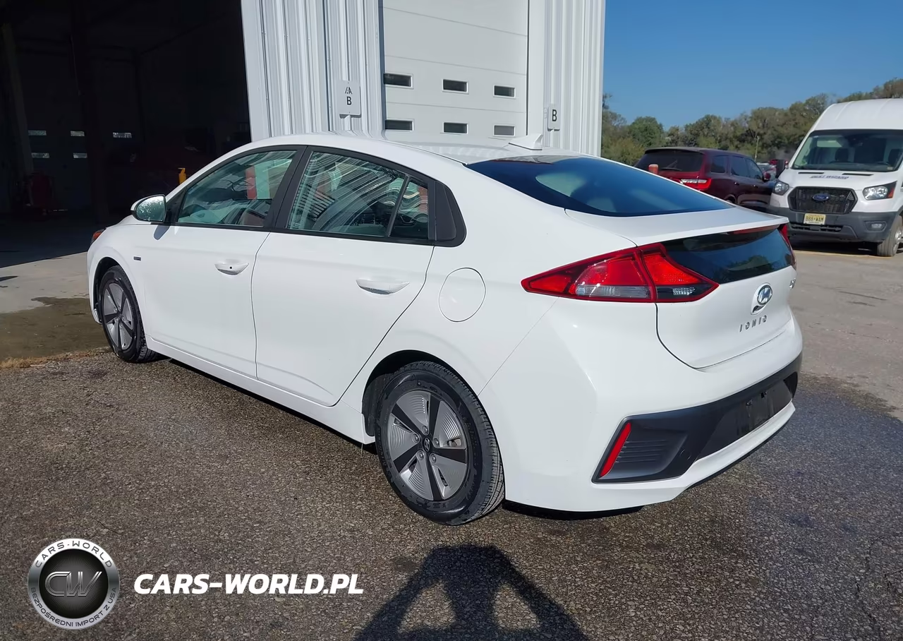 2020 Hyundai Ioniq Hybrid Blue VIN:KMHC65LC2LU233353 - 3