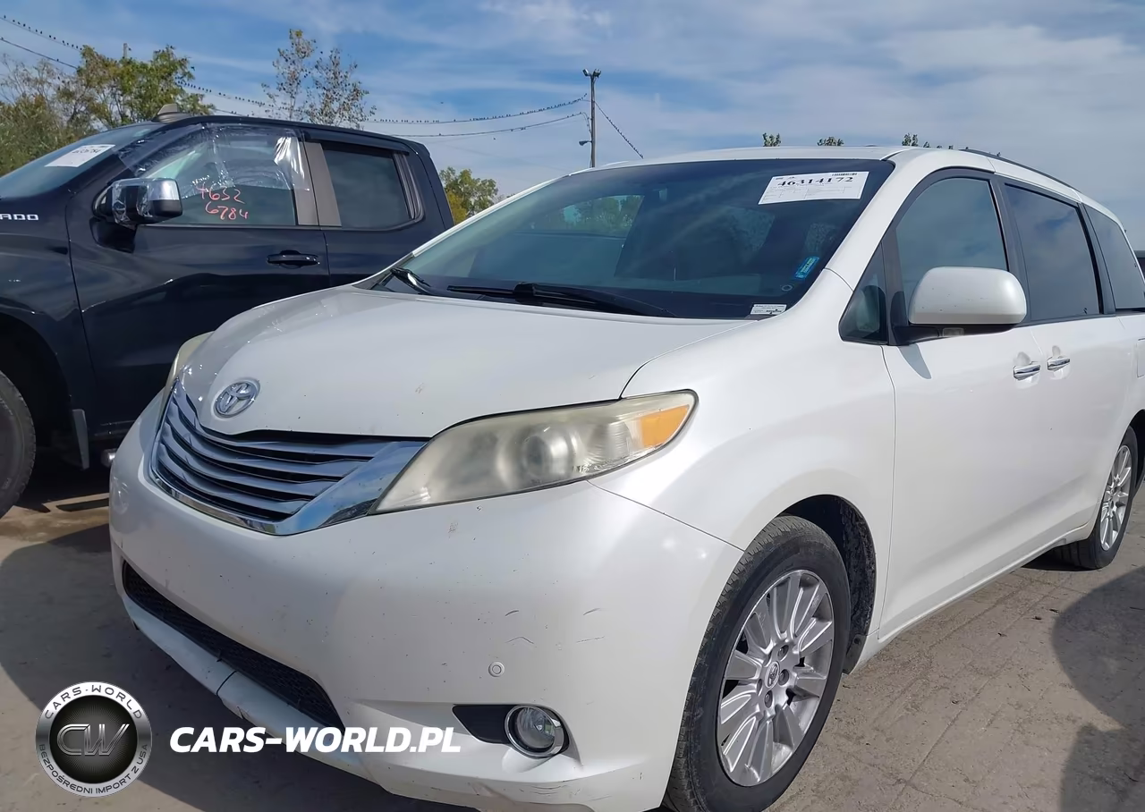 2011 Toyota Sienna Limited V6 VIN:5TDYK3DC4BS056168 - 6